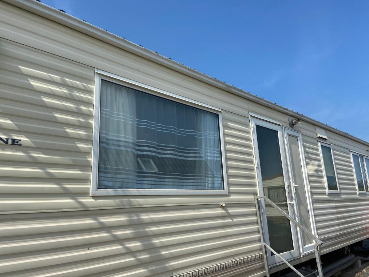 Lake District Static Caravan Lakeside Cumbria Millom Exterior foto